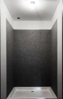 pose verticale moquette de pierre